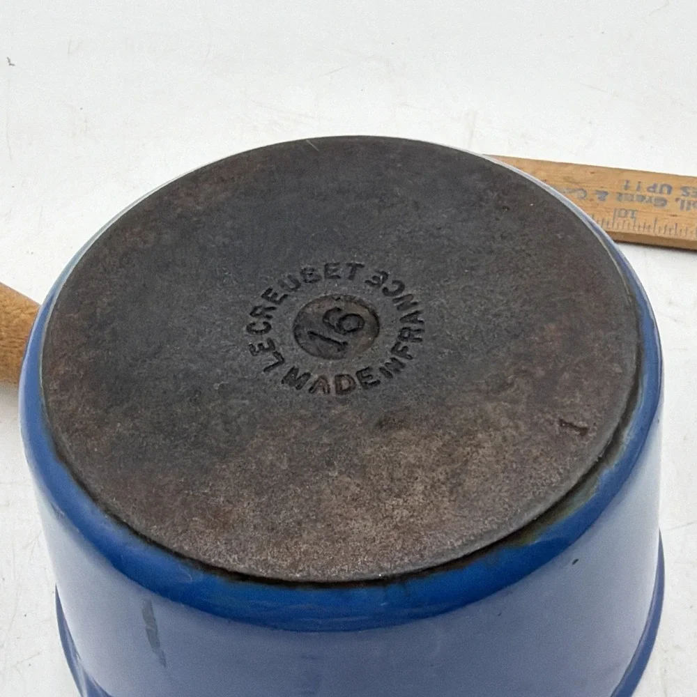 VTG Le Creuset Blue Enameled Cast Iron 1 QT Double Pour Saucepan W/Wood Handle